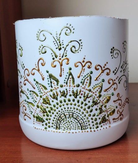 旧瓶变花盆：环保手工DIY教程-第17张图片-趣作屋