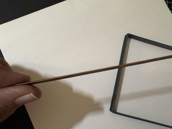 超实用手工教程：用彩色卡纸制作立体卷纸装饰品-第13张图片-趣作屋