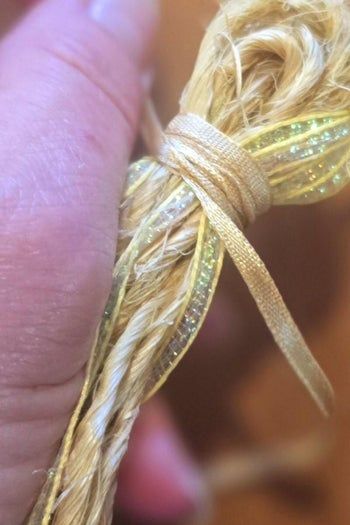 圣帕特里克节手工DIY：幸运流苏珠链挂饰制作教程-第8张图片-趣作屋