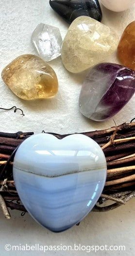 低成本DIY水晶石头花环教程,轻松打造家居装饰-第5张图片-趣作屋