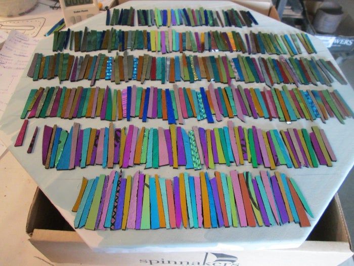 手把手教你用废玻璃制作独特二向色吊坠-第4张图片-趣作屋