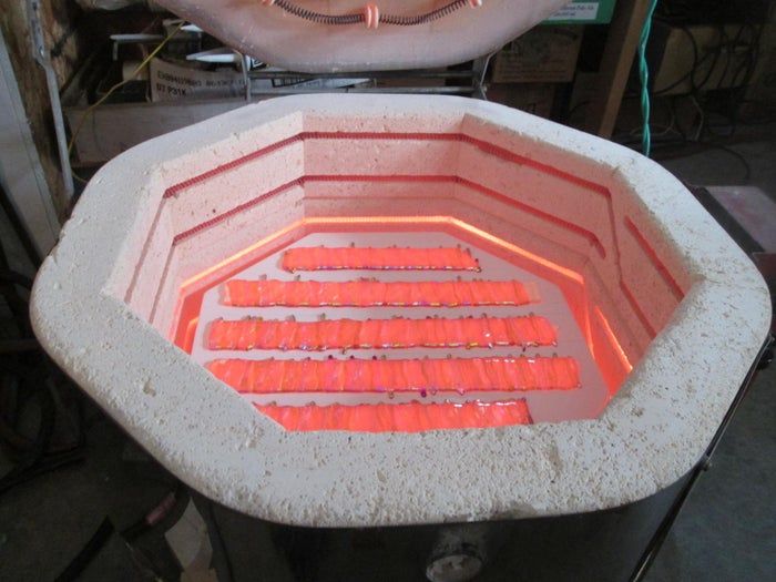 手把手教你用废玻璃制作独特二向色吊坠-第8张图片-趣作屋