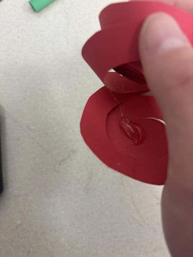 超简单纸花手工制作教程，轻松打造心意礼物-第11张图片-趣作屋