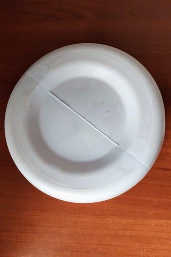 旧瓶变花盆：环保手工DIY教程-第10张图片-趣作屋