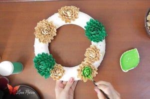 低成本开心果壳圣诞花环DIY教程-第24张图片-趣作屋