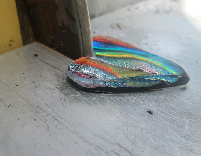 手把手教你用废玻璃制作独特二向色吊坠-第13张图片-趣作屋