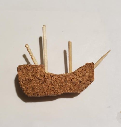 用软木塞低成本DIY海盗船模型，还能浮在水上！-第5张图片-趣作屋