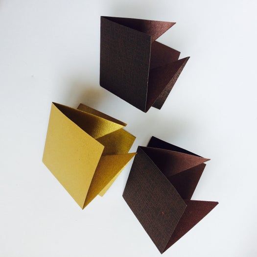 零基础也能学会!手工制作压扁贺卡详细教程-第14张图片-趣作屋 零基础也能学会!手工制作压扁贺卡详细教程-第14张图片-趣作屋