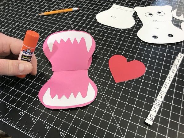 手工制作趣味弹出式河马卡片教程-第22张图片-趣作屋