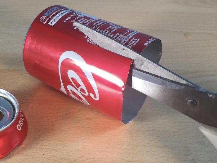 用可乐罐DIY情人节贺卡，超有心意的手工礼物教程-第3张图片-趣作屋