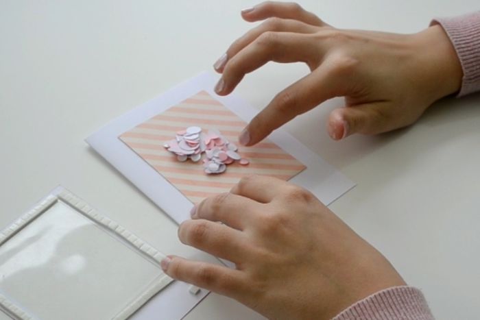 零成本手工制作创意摇动贺卡教程-第19张图片-趣作屋