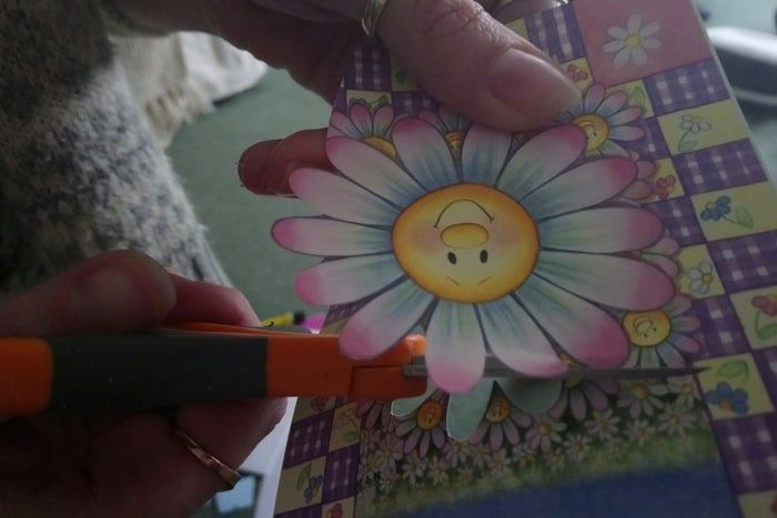 5元手工贺卡教程,母亲节卡片DIY制作指南-第4张图片-趣作屋 5元手工贺卡教程,母亲节卡片DIY制作指南-第4张图片-趣作屋