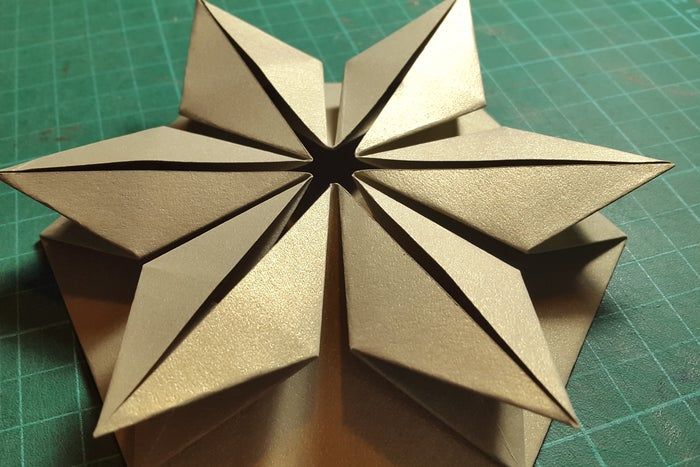 DIY节日贺卡制作教程,六边形立体星形贺卡轻松上手-第18张图片-趣作屋 DIY节日贺卡制作教程,六边形立体星形贺卡轻松上手-第18张图片-趣作屋