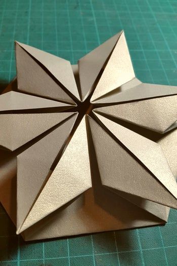 DIY节日贺卡制作教程,六边形立体星形贺卡轻松上手-第2张图片-趣作屋 DIY节日贺卡制作教程,六边形立体星形贺卡轻松上手-第2张图片-趣作屋