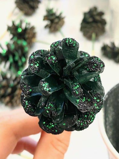 城市居民也能做的趣味松果花环手工教程-第16张图片-趣作屋 城市居民也能做的趣味松果花环手工教程-第16张图片-趣作屋