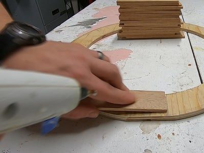 废旧木条巧变花环装饰教程-第18张图片-趣作屋 废旧木条巧变花环装饰教程-第18张图片-趣作屋