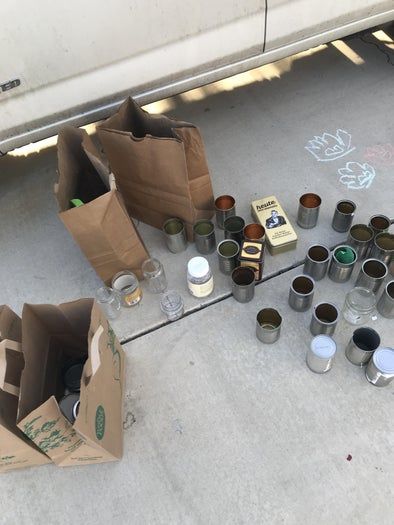 废物利用打造独特圣诞树教程-第3张图片-趣作屋 废物利用打造独特圣诞树教程-第3张图片-趣作屋