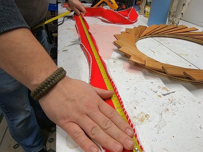 废旧木条巧变花环装饰教程-第26张图片-趣作屋 废旧木条巧变花环装饰教程-第26张图片-趣作屋