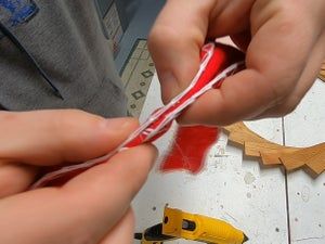 废旧木条巧变花环装饰教程-第38张图片-趣作屋 废旧木条巧变花环装饰教程-第38张图片-趣作屋