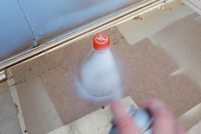 用塑料瓶制作圣诞铃铛的简易教程-第4张图片-趣作屋