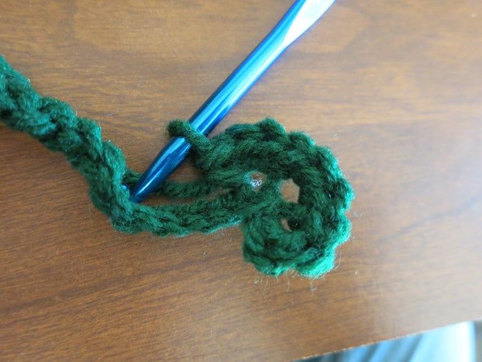 轻松DIY：钩针小树圣诞挂饰教程-第5张图片-趣作屋