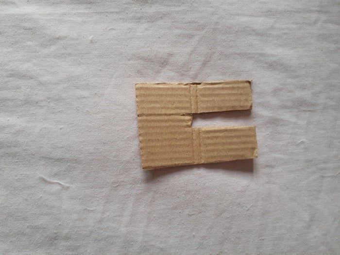 手把手教你制作毛线球花环装饰品-第2张图片-趣作屋 手把手教你制作毛线球花环装饰品-第2张图片-趣作屋