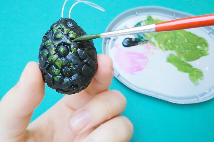 圣诞节专属手工龙蛋挂饰制作指南-第16张图片-趣作屋