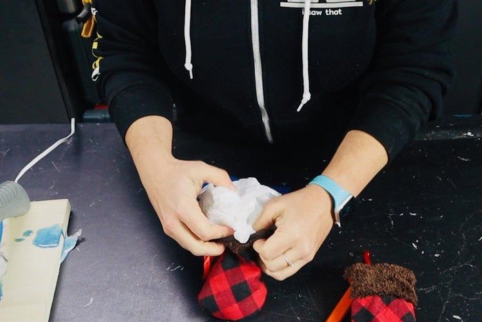 轻松制作梦幻圣诞小矮人手工教程-第17张图片-趣作屋