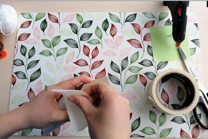 手把手教你DIY圣诞花环装饰-第6张图片-趣作屋 手把手教你DIY圣诞花环装饰-第6张图片-趣作屋