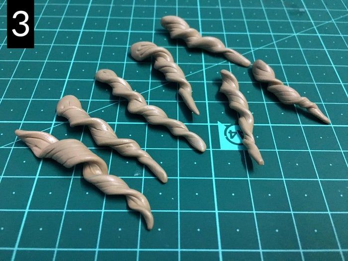 废旧塑料瓶DIY创意艺术品教程-第11张图片-趣作屋 废旧塑料瓶DIY创意艺术品教程-第11张图片-趣作屋