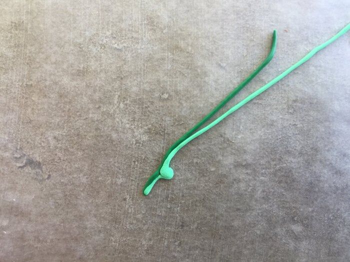 自制迷你披萨吊饰教程-友情项链DIY指南-第18张图片-趣作屋