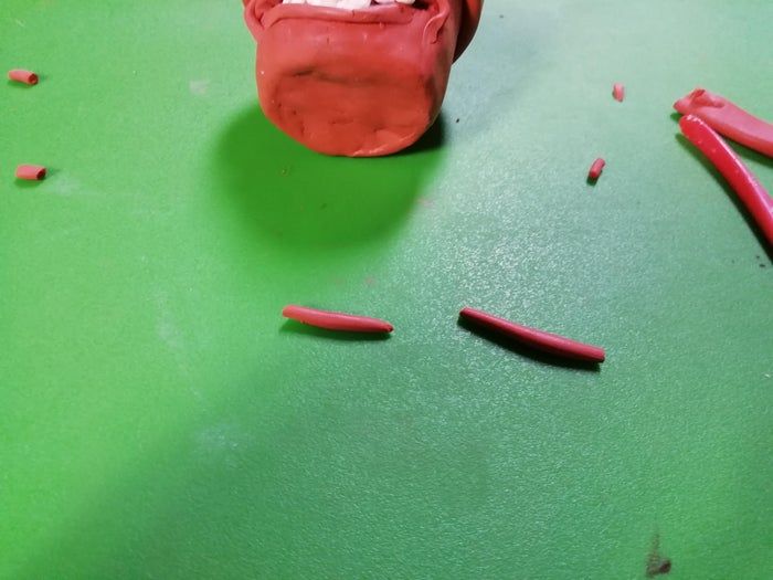 软陶笑脸花盆DIY教程：个性化小型植物花盆制作方法-第11张图片-趣作屋