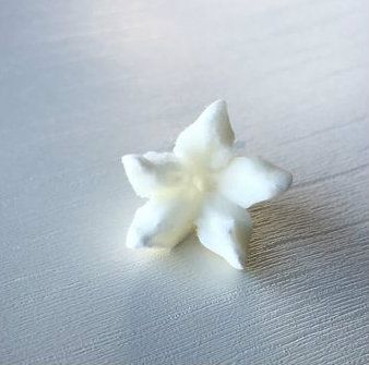 手工黏土花卉制作教程：创意家居装饰与饰品DIY-第12张图片-趣作屋