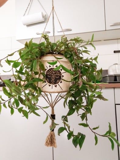 波西米亚风悬挂花盆改造教程-旧塑料花盆变身艺术品-第1张图片-趣作屋