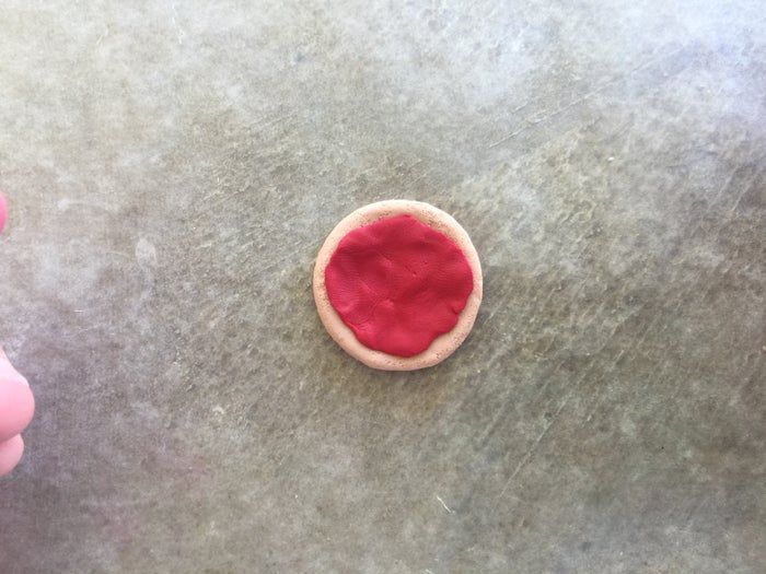 自制迷你披萨吊饰教程-友情项链DIY指南-第9张图片-趣作屋