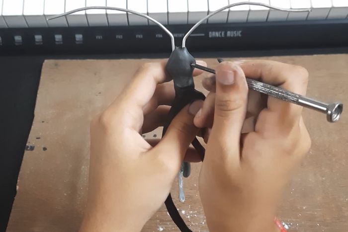 低成本手工制作魔法规培生物波克特笔座教程-第9张图片-趣作屋