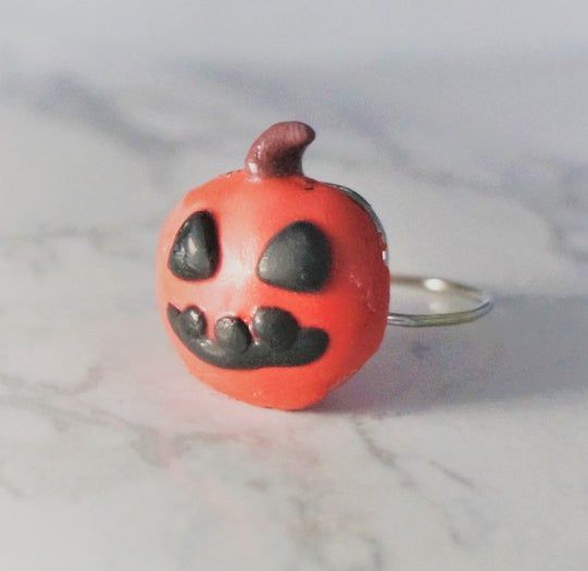 低成本手作南瓜灯戒指教程-第1张图片-趣作屋 低成本手作南瓜灯戒指教程-第1张图片-趣作屋