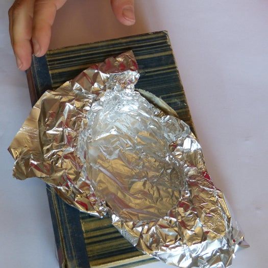 旧书改造书虫微缩场景装饰阅读角制作教程-第13张图片-趣作屋