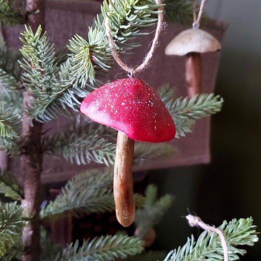 逼真圣诞蘑菇装饰品手工制作教程-第7张图片-趣作屋 逼真圣诞蘑菇装饰品手工制作教程-第7张图片-趣作屋