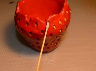 草莓造型花盆手工制作教程：风干黏土DIY创意容器-第35张图片-趣作屋