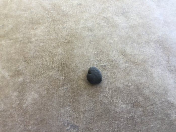 自制迷你披萨吊饰教程-友情项链DIY指南-第19张图片-趣作屋