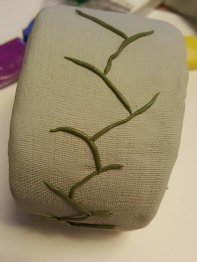 空纸筒手工腕带制作教程-聚合物粘土花朵装饰-第8张图片-趣作屋