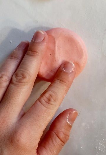 低成本自制硅胶模具教程-硅胶填缝剂与玉米淀粉制作指南-第18张图片-趣作屋