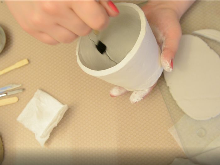 草莓造型花盆手工制作教程：风干黏土DIY创意容器-第10张图片-趣作屋