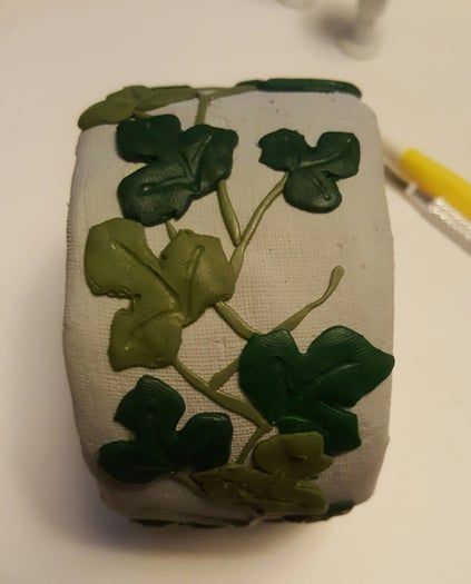 空纸筒手工腕带制作教程-聚合物粘土花朵装饰-第10张图片-趣作屋