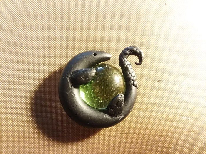 DIY环保穿山甲吊饰制作教程-手工动物保护主题工艺品-第11张图片-趣作屋