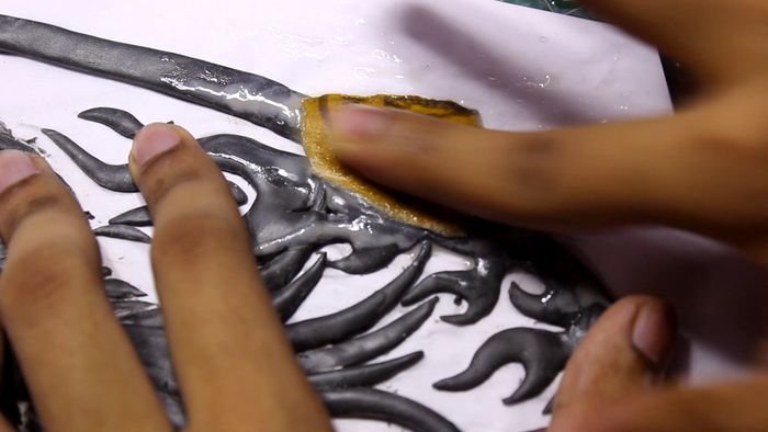 立体凤凰墙雕手工制作教程-低成本家庭DIY装饰品-第25张图片-趣作屋 立体凤凰墙雕手工制作教程-低成本家庭DIY装饰品-第25张图片-趣作屋