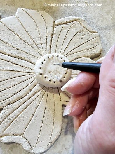 自制精美花朵香插教程——风干黏土手作指南-第10张图片-趣作屋