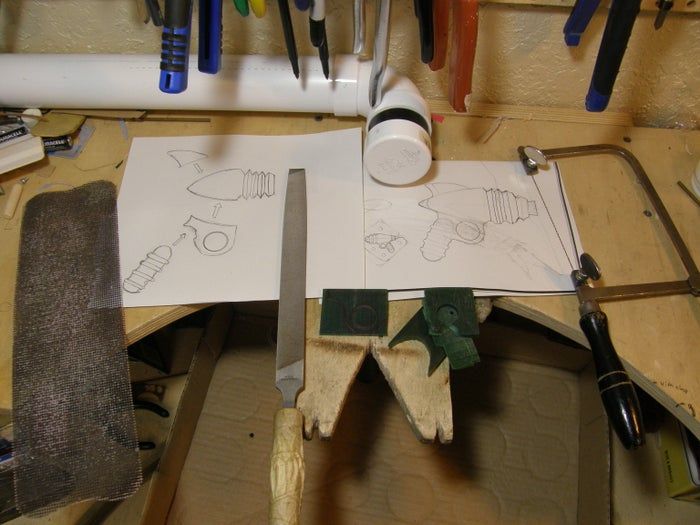 自制蜡模射线枪教程:石膏模具与高温烧制全流程-第5张图片-趣作屋 自制蜡模射线枪教程:石膏模具与高温烧制全流程-第5张图片-趣作屋