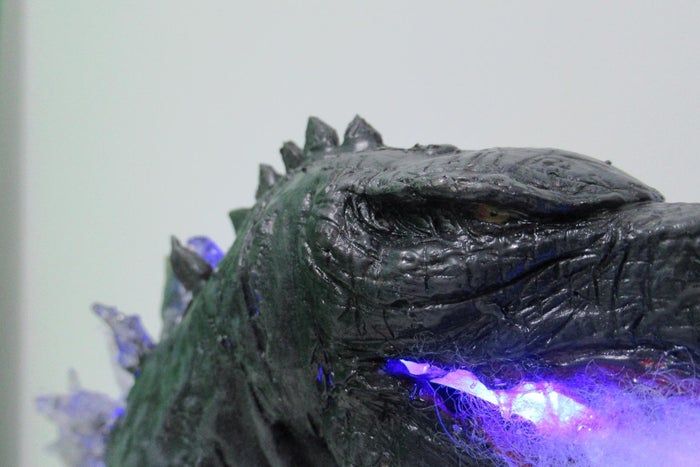 自制发光哥斯拉LED夜灯教程及原子吐息特效制作-第3张图片-趣作屋